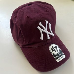 47 Red and White Yankees Hat Classic Curved Brim